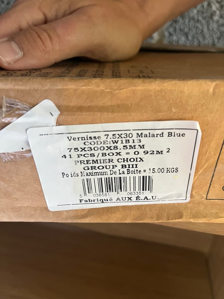 Vernisse tiles blue 67 plus cuts and 2 trims 