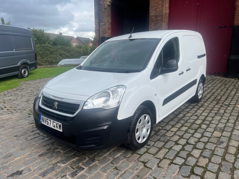 2018 Peugeot Partner 850 1.6 BlueHDi 100 Professional Van [non SS] PANEL VAN Diesel Manual
