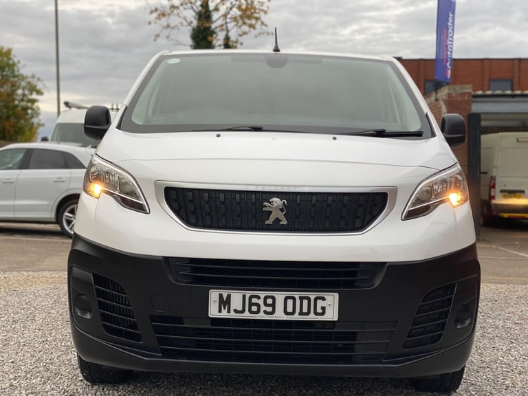 2019 Peugeot Expert 2.0 BlueHDi 1400 Professional Standard Panel Van MWB Euro 6 (s/s) 6dr PANEL V...