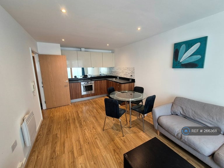 1 bedroom flat in Schrier Ropeworks, Barking, IG11 (1 bed) (#2663611)