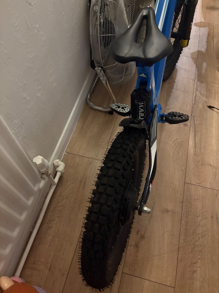Revvi bike 18inch 