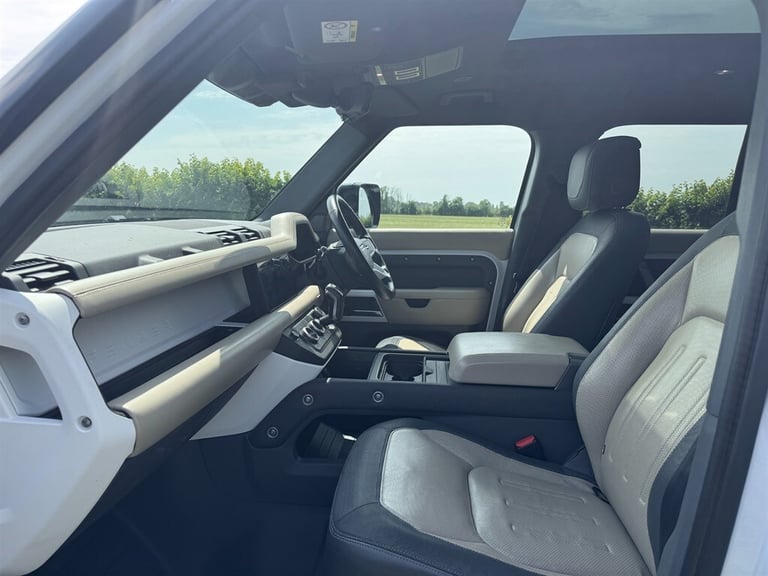2021 Land Rover Defender 110 X-DYNAMIC HSE D300 7 SEATS WITH HAWKE CONVERSION SUV Diesel Automatic