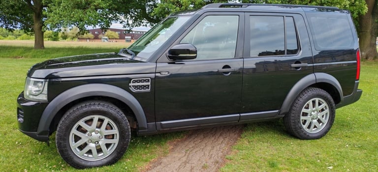 2015 LHD DISCOVERY 4, 3.0 TDV6 HSE, 7 SEATER. LEFT HAND DRIVE.
