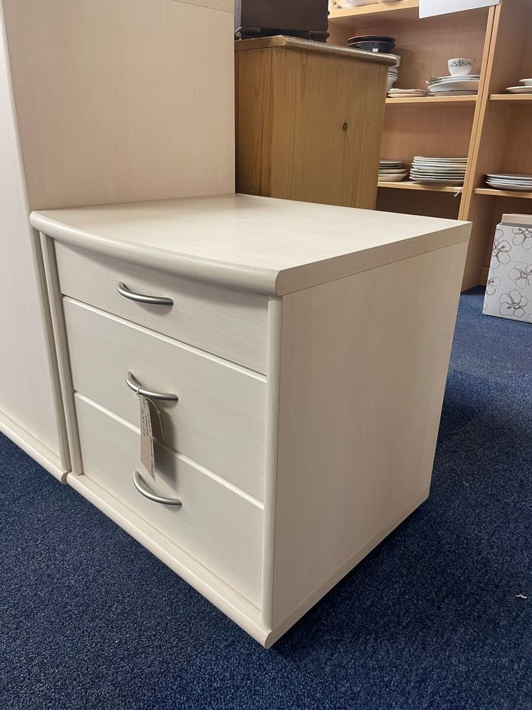 Cream Bedside Cabinet TCL Reuse 99976
