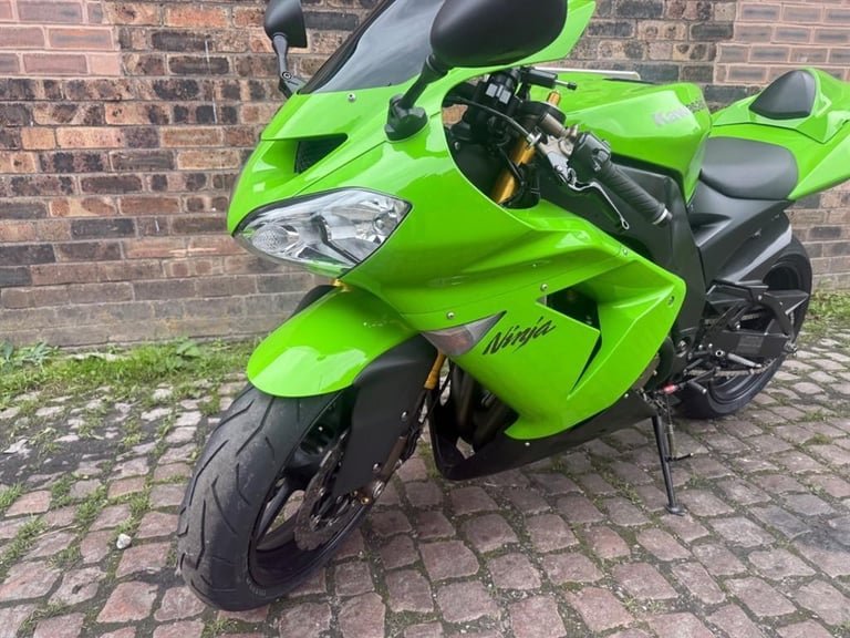 Kawasaki Ninja ZX-10R ZX10R ZX10-R, C1H, 2004, Clean, Akrapovic FSH, delivery,