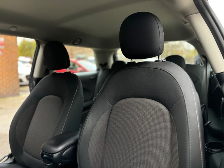 2019 MINI Cooper 1.5 Cooper Classic II 3dr [Nav Pack] Hatchback Petrol Manual