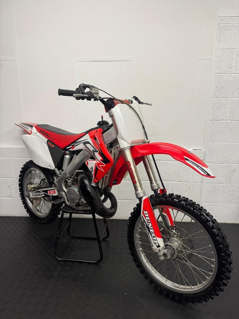 2003 Honda CR 125 New top end rebuild Great standard example 