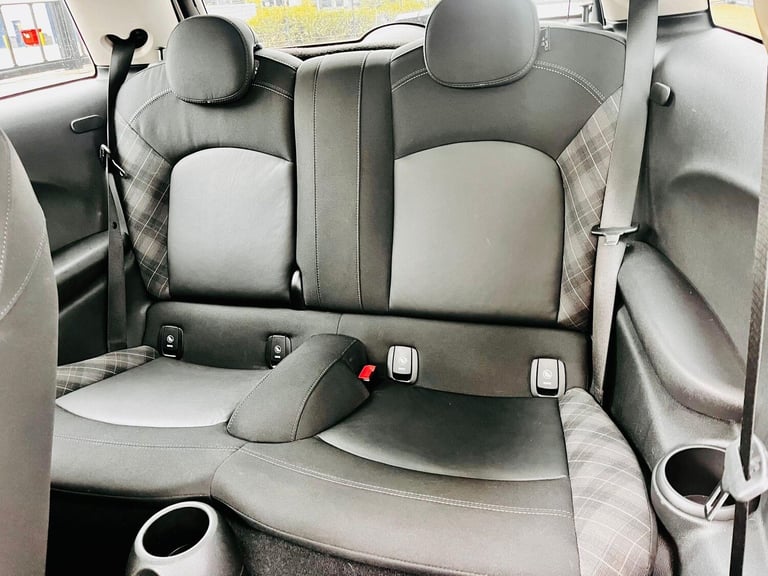 2018 MINI Hatch 1.5 Cooper D Euro 6 (s/s) 3dr HATCHBACK Diesel Manual