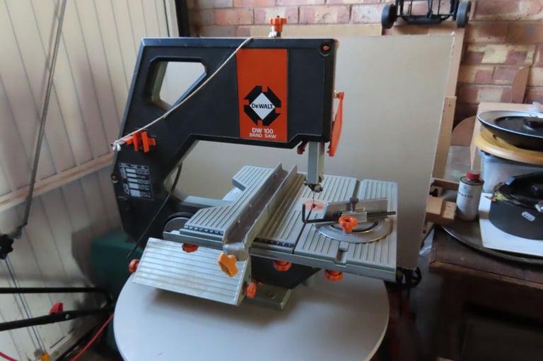 image for De Walt bandsaw