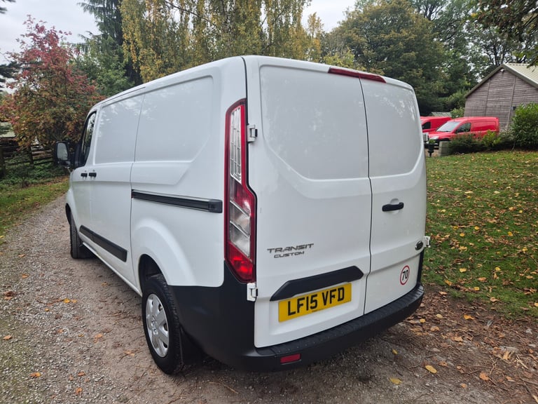 2015 Ford Transit Custom 2.2 TDCi 100ps Low Roof Van PANEL VAN Diesel Manual