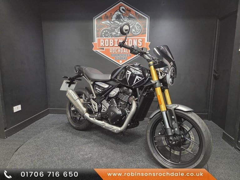 2024 74 reg Triumph Speed 400 in Black, great looking one owner machine