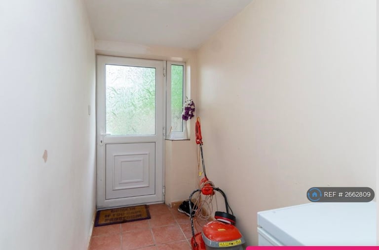 2 bedroom house in Waterford Street, Nottingham, NG6 (2 bed) (#2662809)