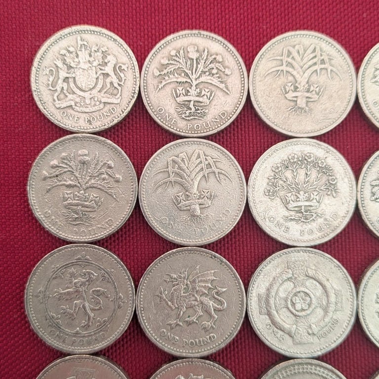 £1 START COLLECTING 30x UK £1 Old Round Pounds coins