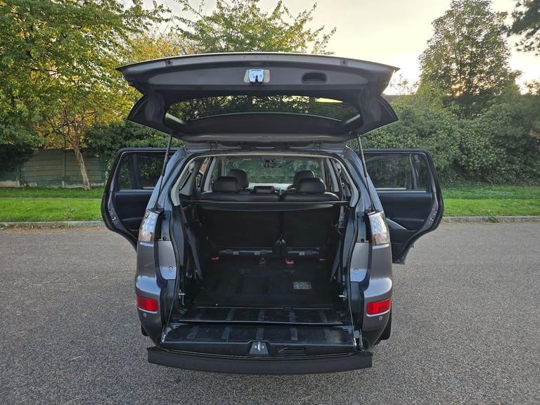 2008 Mitsubishi Outlander 2.4 MIVEC Elegance 5dr Auto ESTATE PETROL Automatic