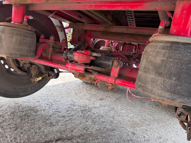 Crane Flat bed extender trailer 43ft closed 