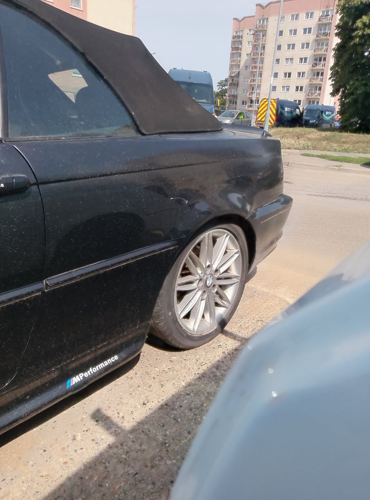 BMW, 3 SERIES, Convertible, 2001, Manual, 2494 (cc), 2 doors