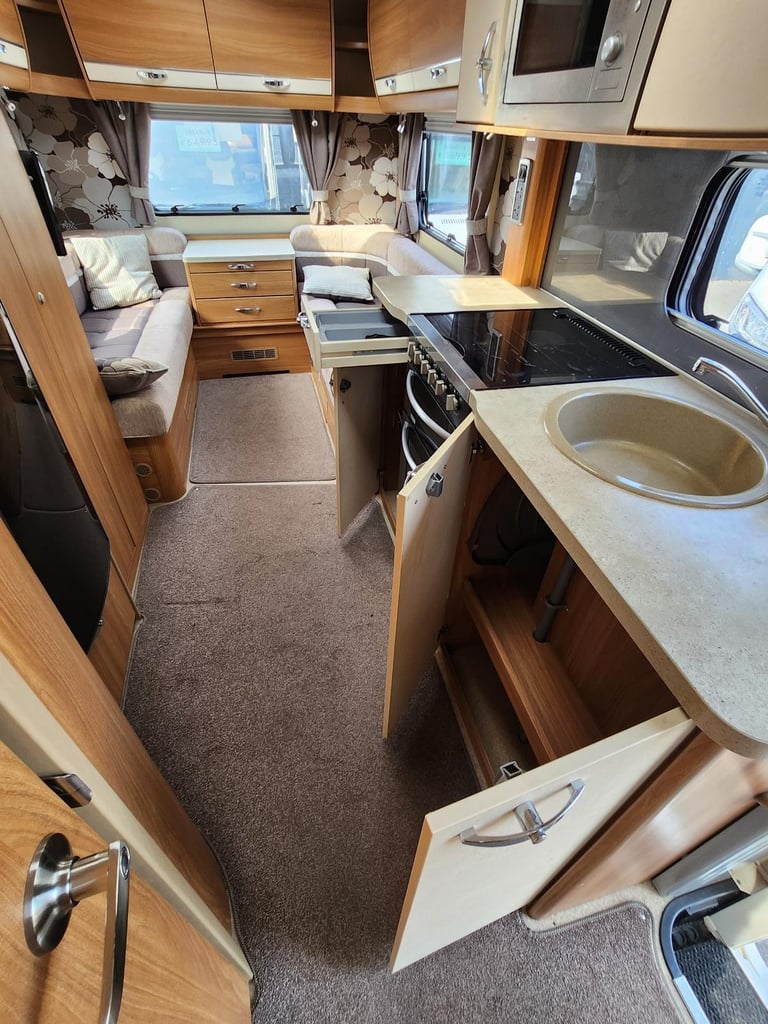 Swift Bolero 630 PR 2 Berth DIESEL MANUAL 2013/13