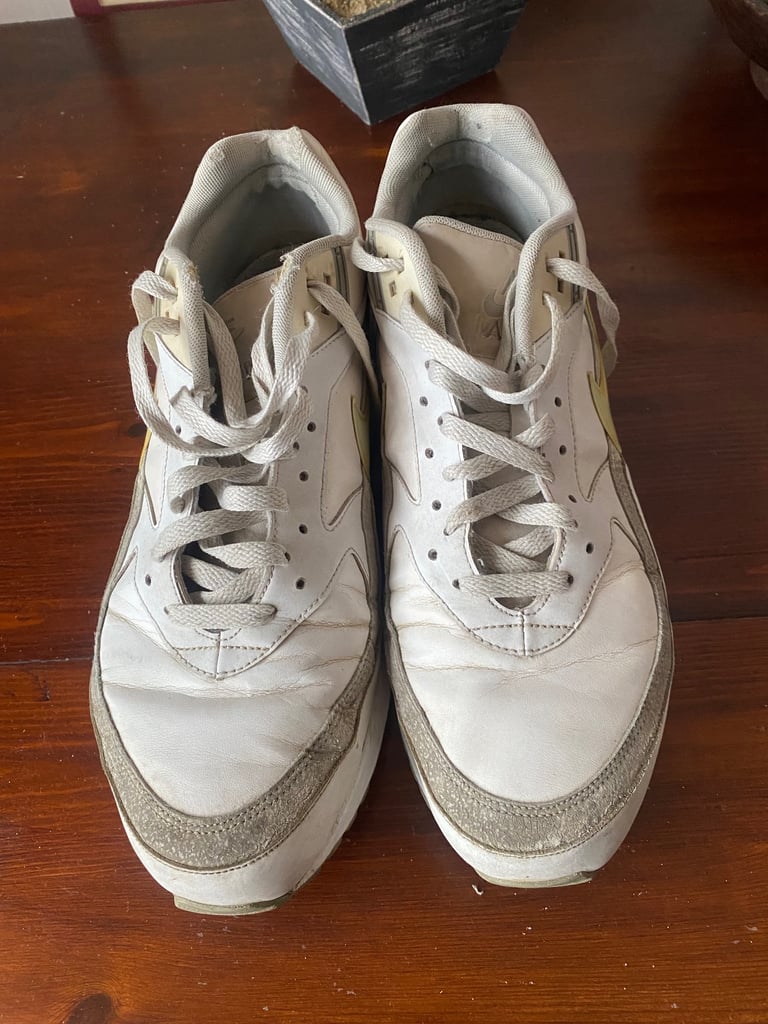 image for Nike Men’s White Leather trainers size 10