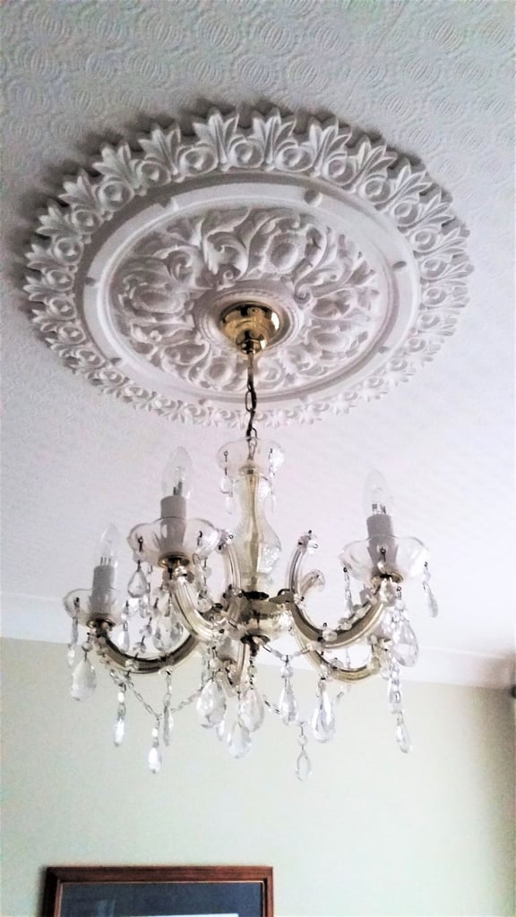 *** Stunning 5 Arms Brass Antique Marie-Theresa Chandelier with Crystal/Glass Beads ***