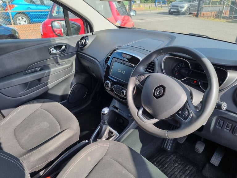 2019 Renault Captur 1.3 TCe ENERGY Iconic SUV 5dr Petrol Manual Euro 6 (s/s) (130 ps) Petrol Manual