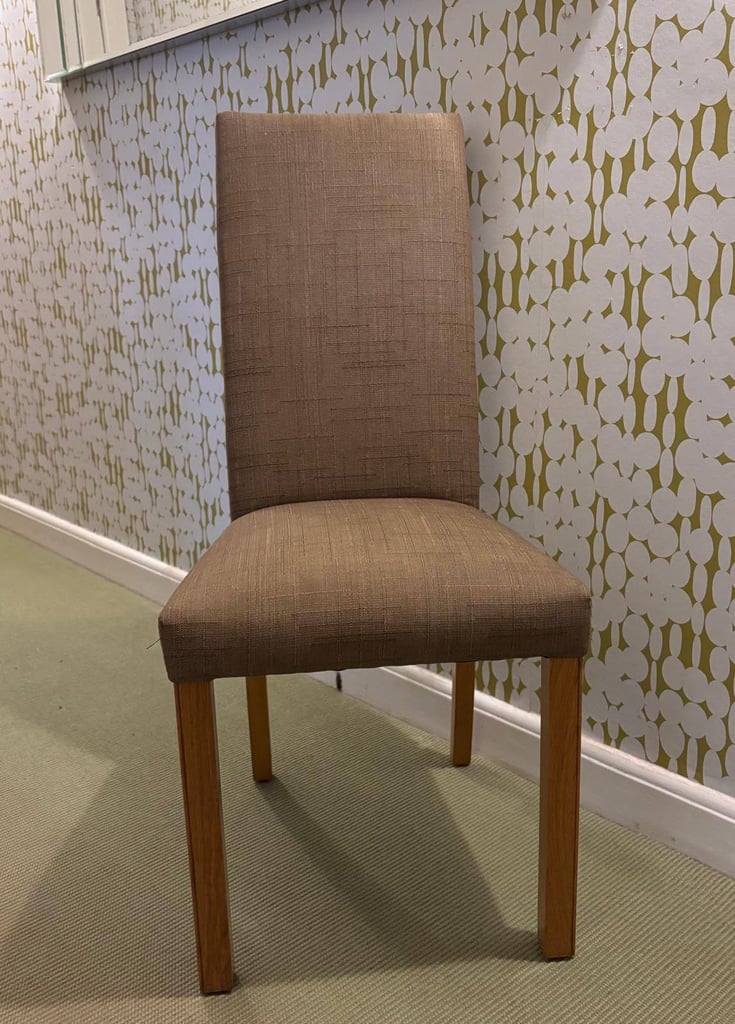 4 x Marks and Spencer Oak leg /fabric covered dining room chairs in good condition