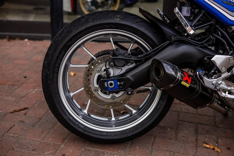 Yamaha XSR900 LOW MILES ! RD FAIRINGS ! AKRO ! STUNNING