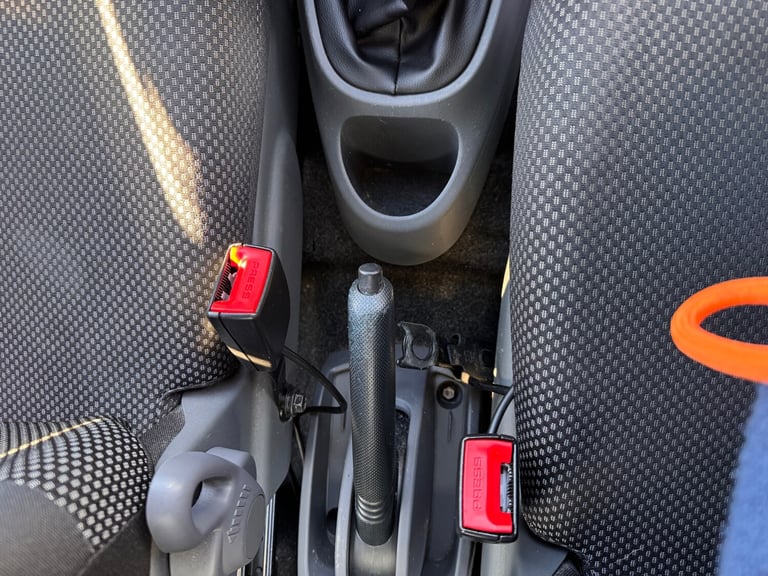 2011 Toyota AYGO 1.0 VVT-i Blue 5dr HATCHBACK Petrol Manual