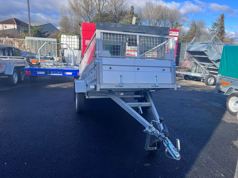 BRAND NEW 8,7FT X 4,2FT SINGLE AXLE TRAILER WITH 40CM MESH 750KG UN BRAKED