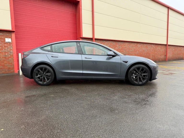  Tesla Model 3 Standard Range Plus Auto RWD 4dr Electric Automatic