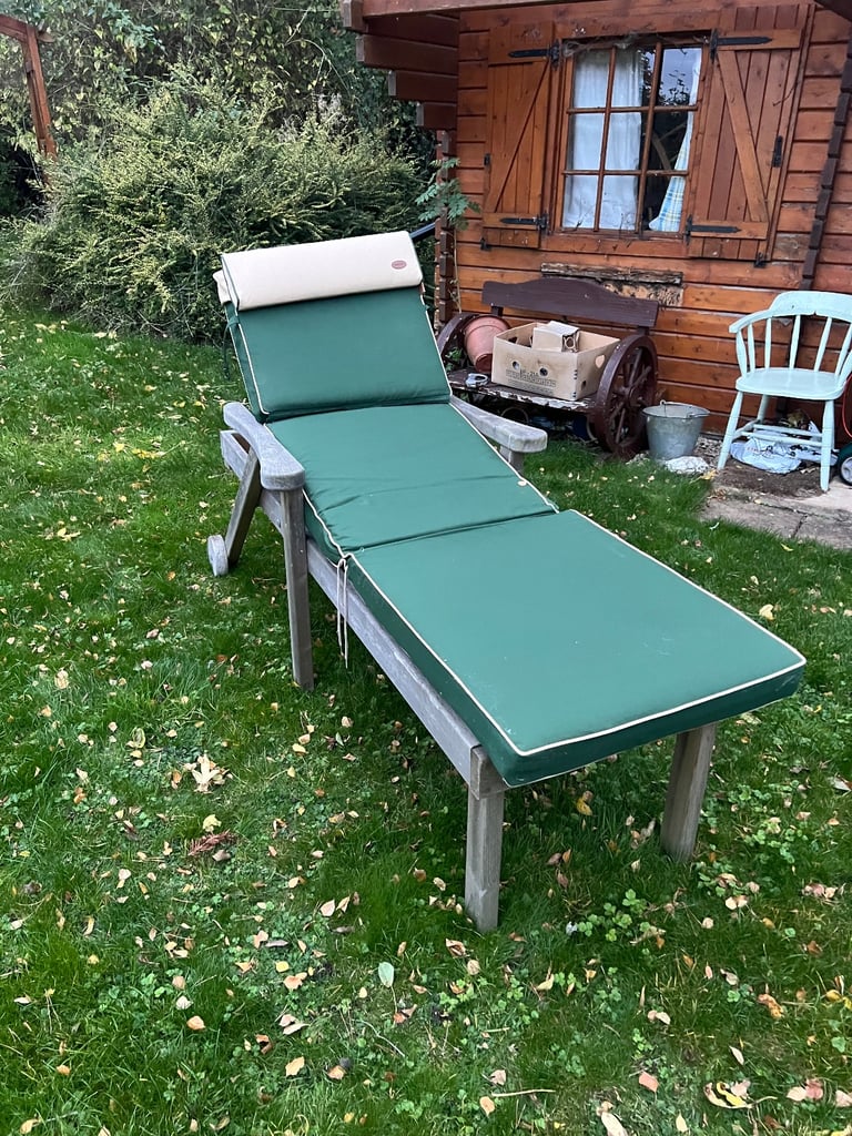Bespoke top quality sun lounger and cushions 