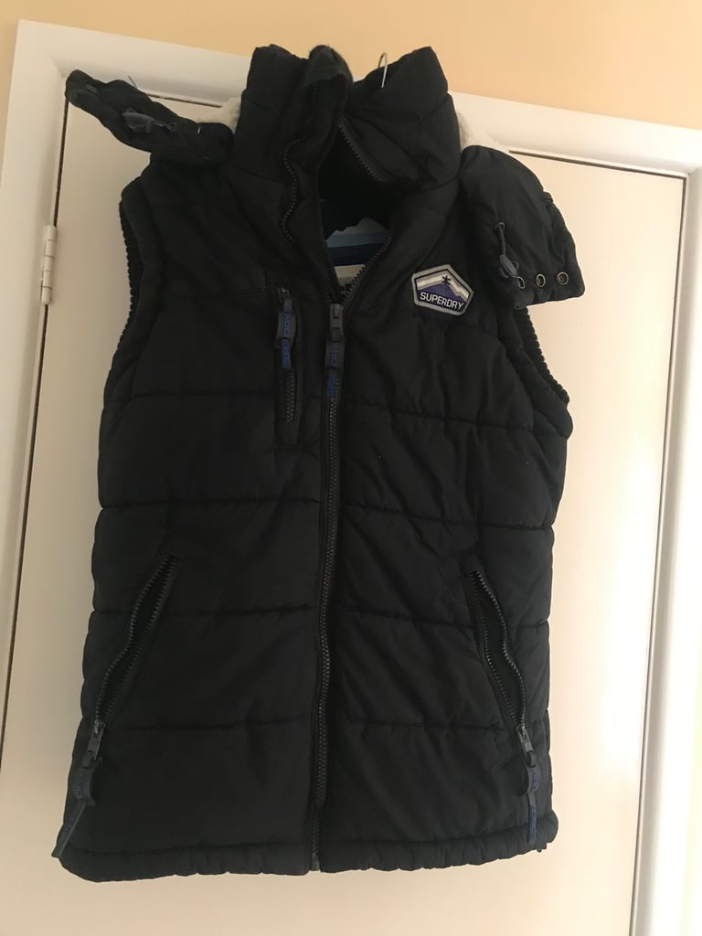 Mens medium Superdry Gilet