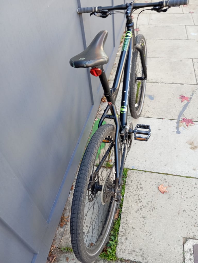 Carrera subway 2 hybrid bike 