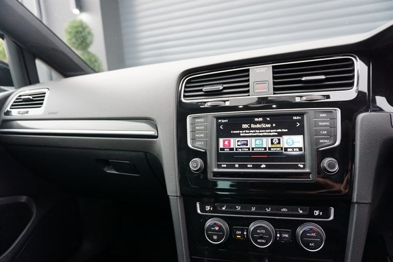 2017 Volkswagen Golf 2.0 TSI GTI Clubsport 40 3dr *WHAT A FIND ONE OWNER FSH IMMACULATE* HATCHBAC...