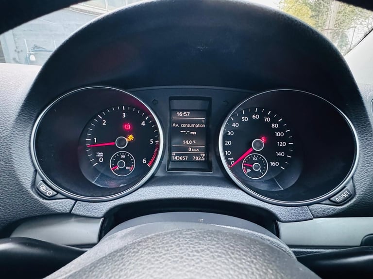 2012 Volkswagen Golf 1.6 TDi 105 BlueMotion 5dr HATCHBACK Diesel Manual