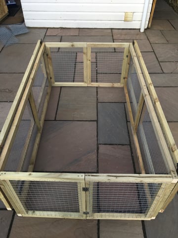 Rabbit/Guinea pig run foldable or static in Elgin, Moray Gumtree
