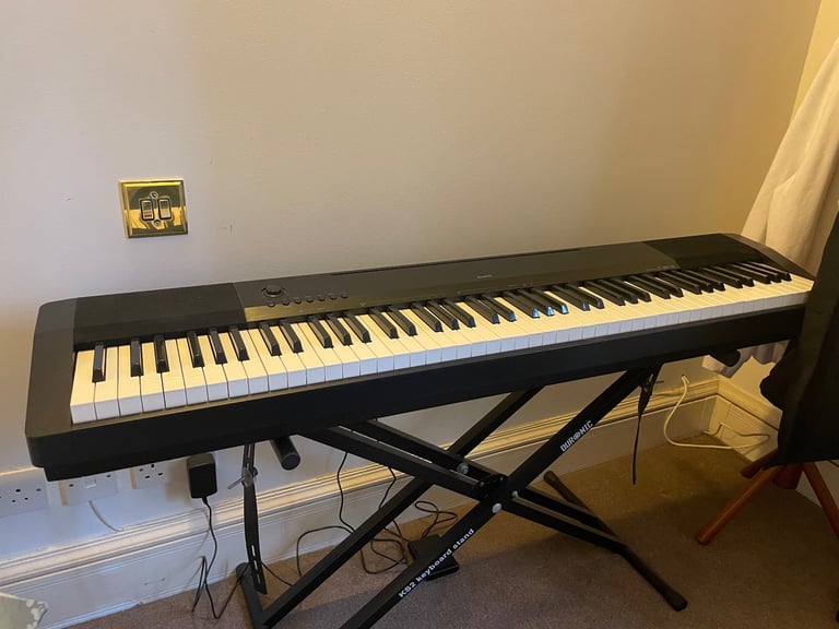 image for Casio keyboard/piano in good condition