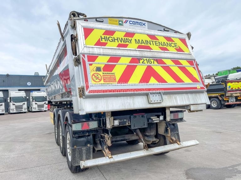 WILCOX BULK TIPPING TRAILER 