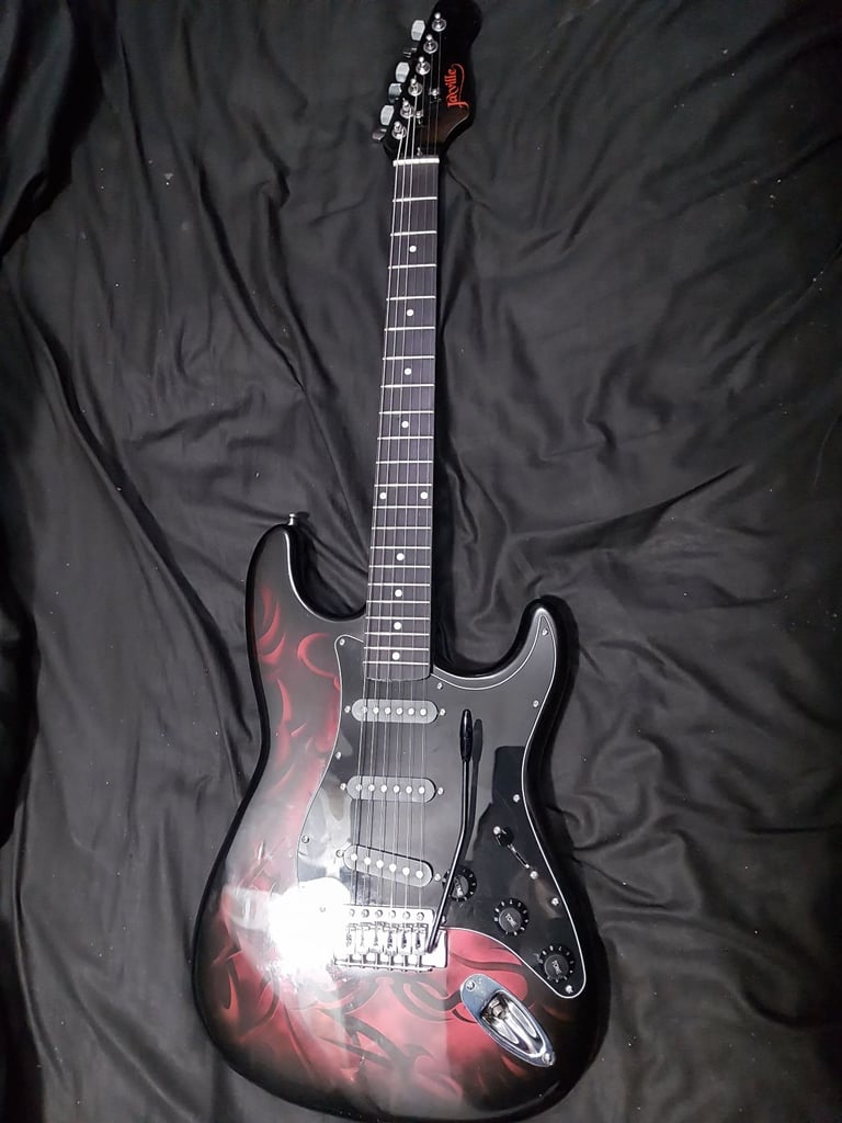Full size electric guitar and amp 