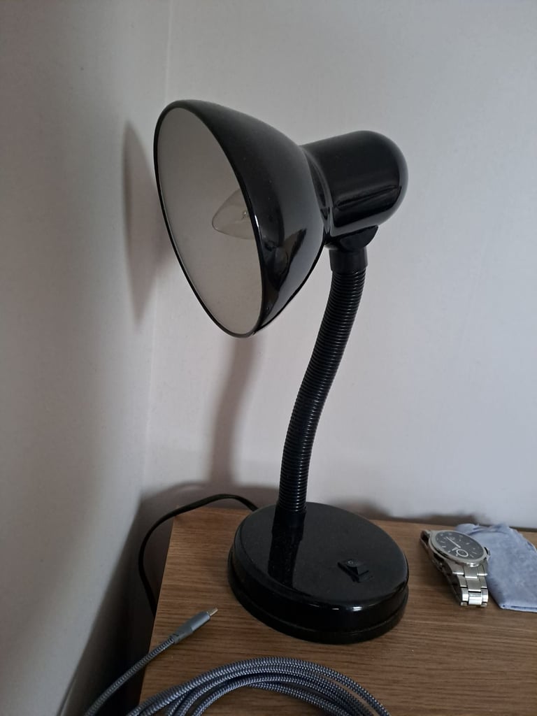 Bed or work space lamps