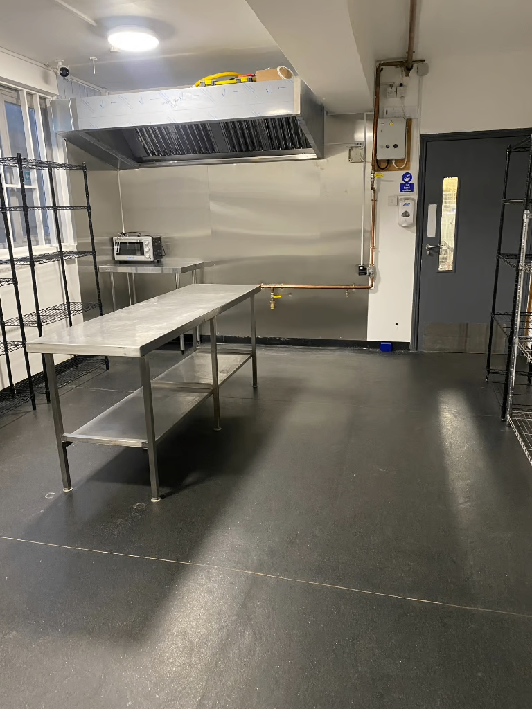 Dark Kitchen / Commercial Kitchen / Prep Kitchen / Catering Kitchen