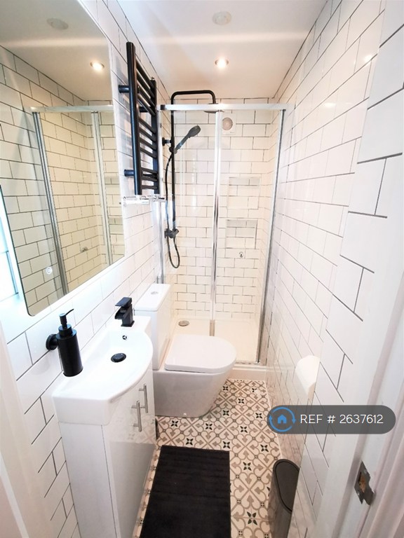 6 bedroom house in Channell Road, Fairfield, Liverpool, L6 (6 bed) (#2637612)