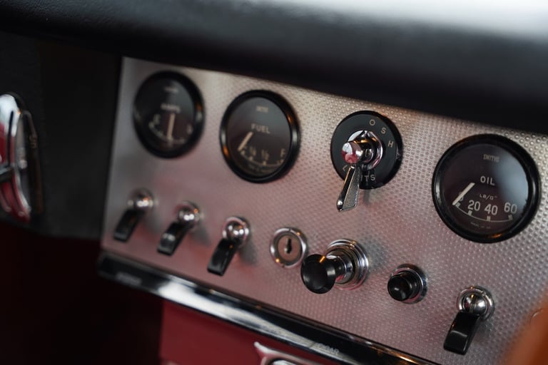 1963 Jaguar E-Type Series 1 3.8 Fixed Head Coupe