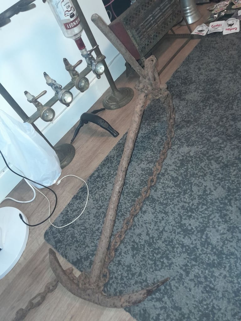 Anchor and 6ft chain