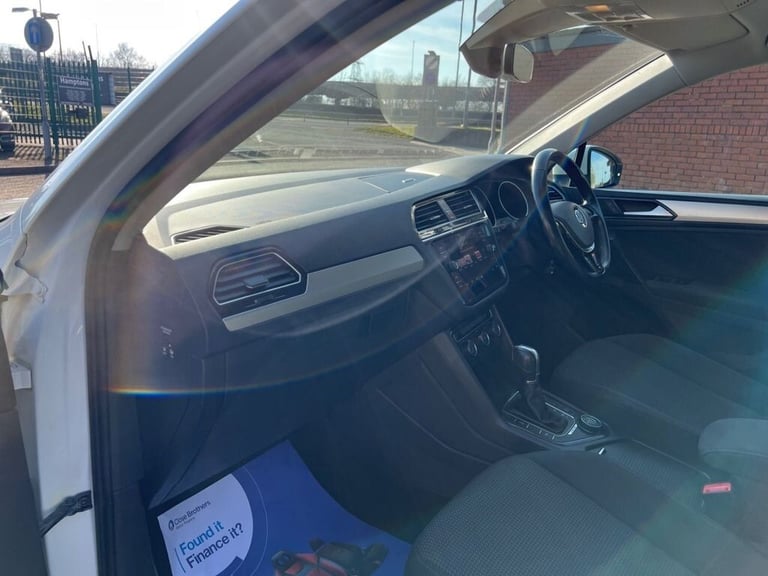 2017 Volkswagen Tiguan 2.0 TDI S SUV 5dr Diesel DSG 4Motion Euro 6 (s/s) (150 ps) ESTATE Diesel A...