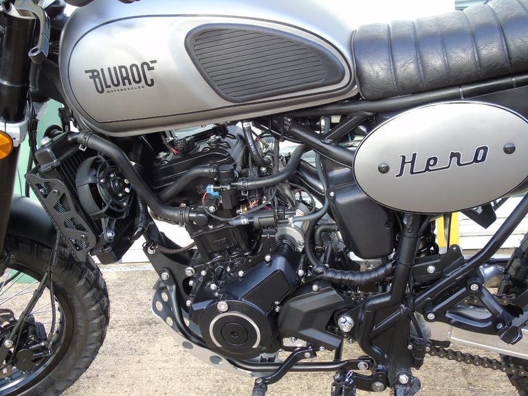 Bullit Bluroc Motorcycles Hero 250cc 2025 Brand New Retro Modern Scrambler 