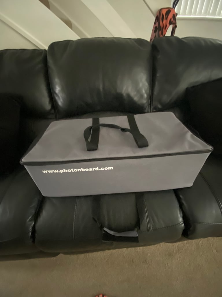 image for PHOTO BEARD EQUIPMENT CARRY CASE FOR LIGHTENING EQUIPMENT OR CAMERA EQUIPMENT GC