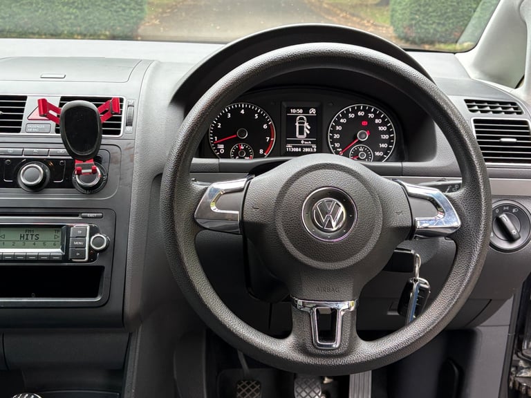 Volkswagen, TOURAN, MPV, 2011, Manual, 1197 (cc), 5 doors