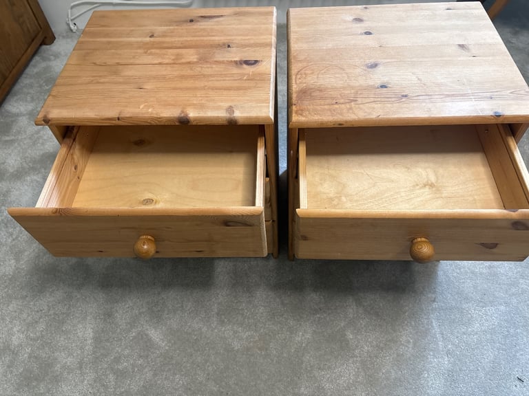 2 Woden chest of drawers 