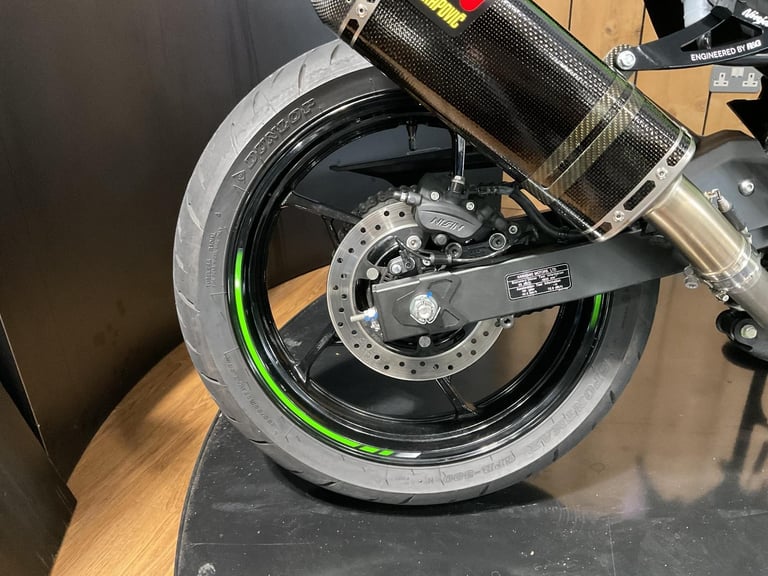 Kawasaki Ninja 500 SE KRT with just 2300 Miles and One Owner! FREE UK DELIVERY!