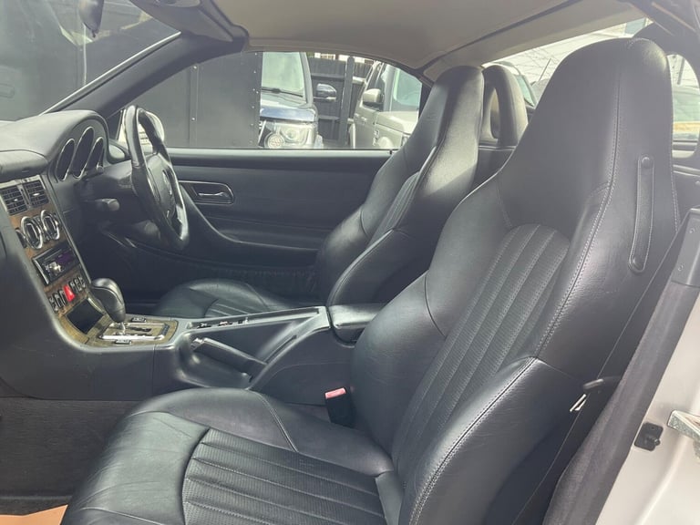 2002 Mercedes-Benz SLK 3.2 SLK32 AMG 2dr CONVERTIBLE Petrol Automatic